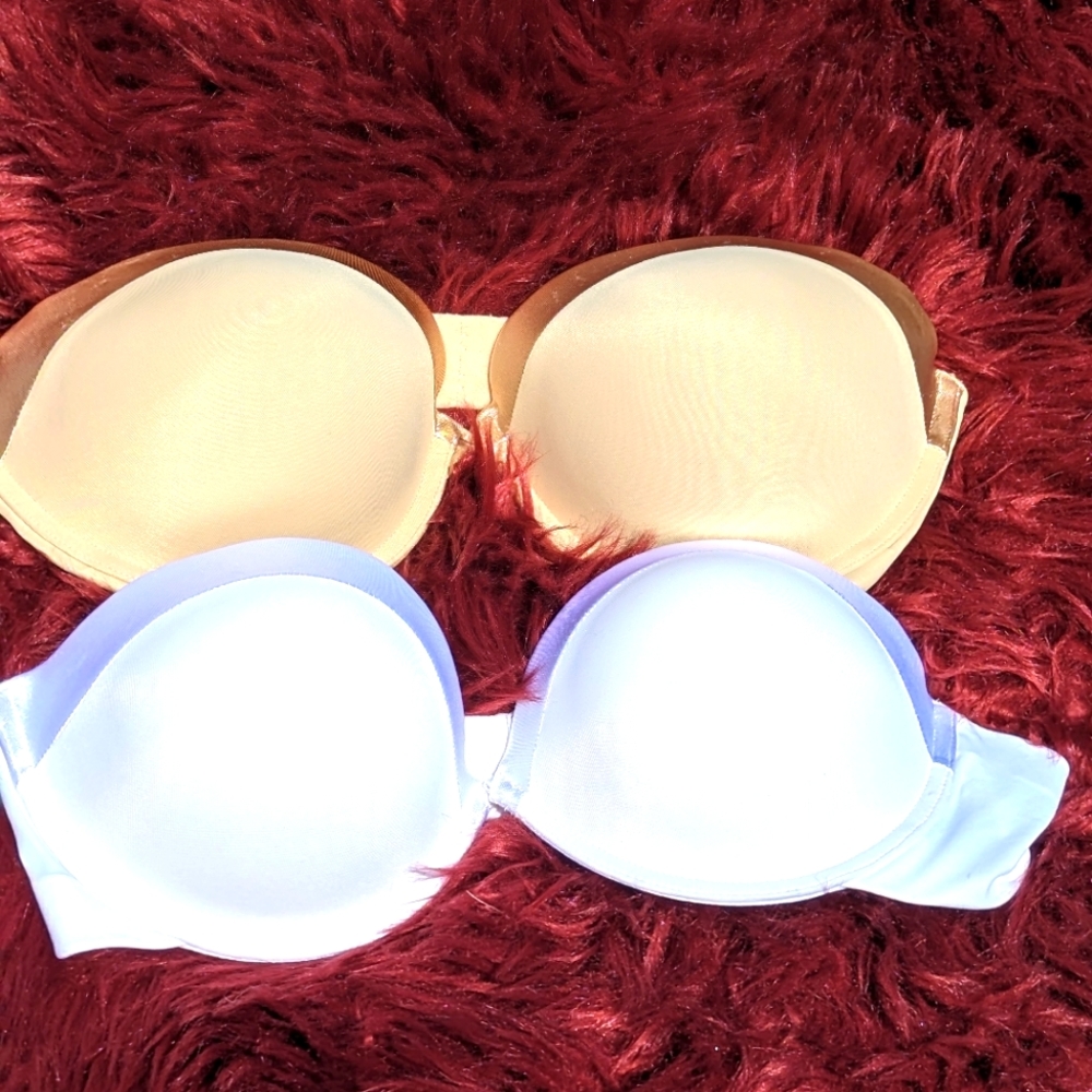 2 Strapless Bras